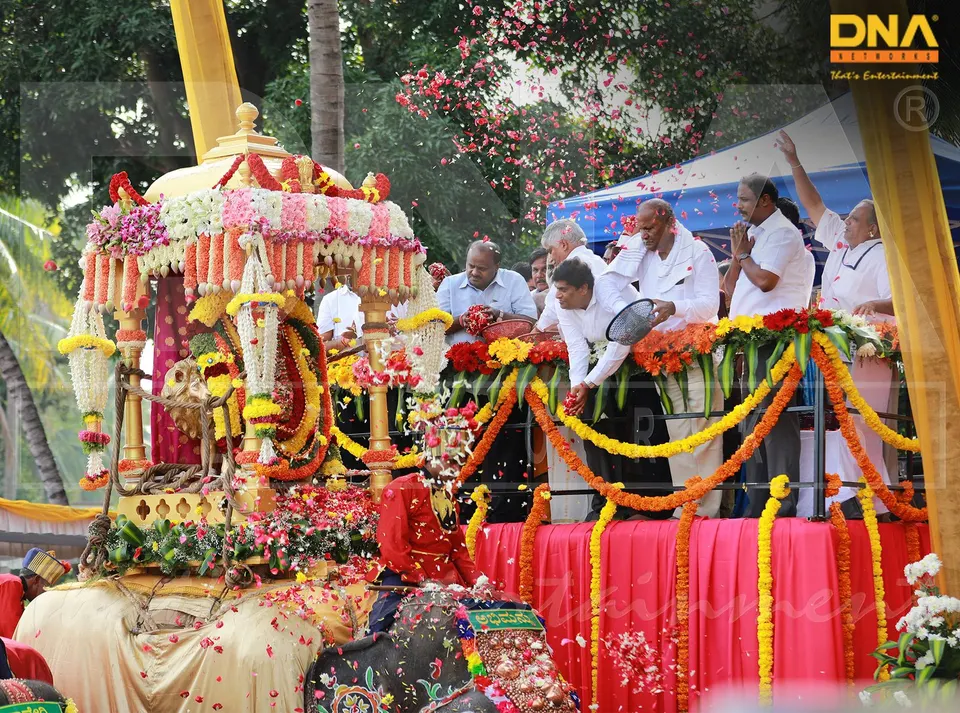 A flower-dressed float on the procession route